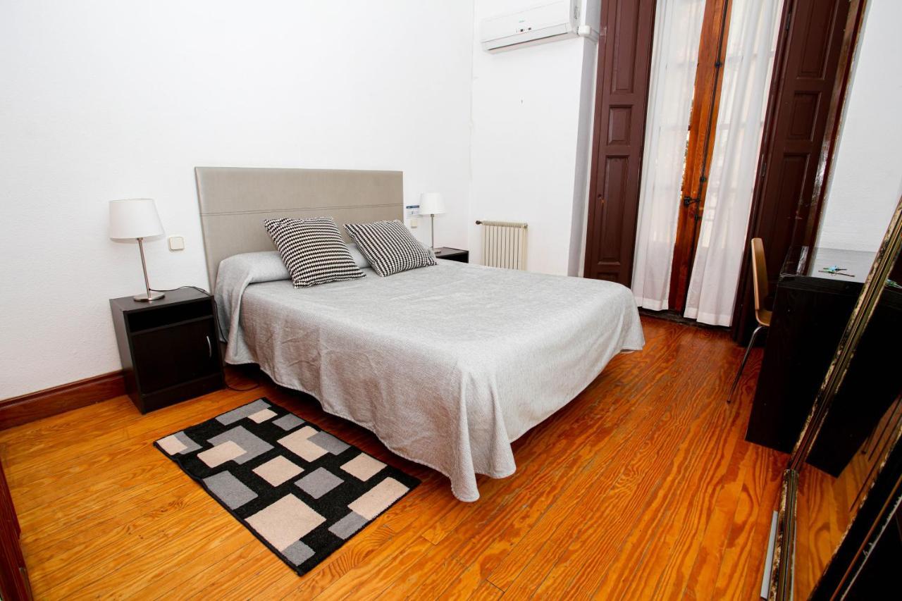 Lofts Puerta Del Sol Appartement Madrid Buitenkant foto