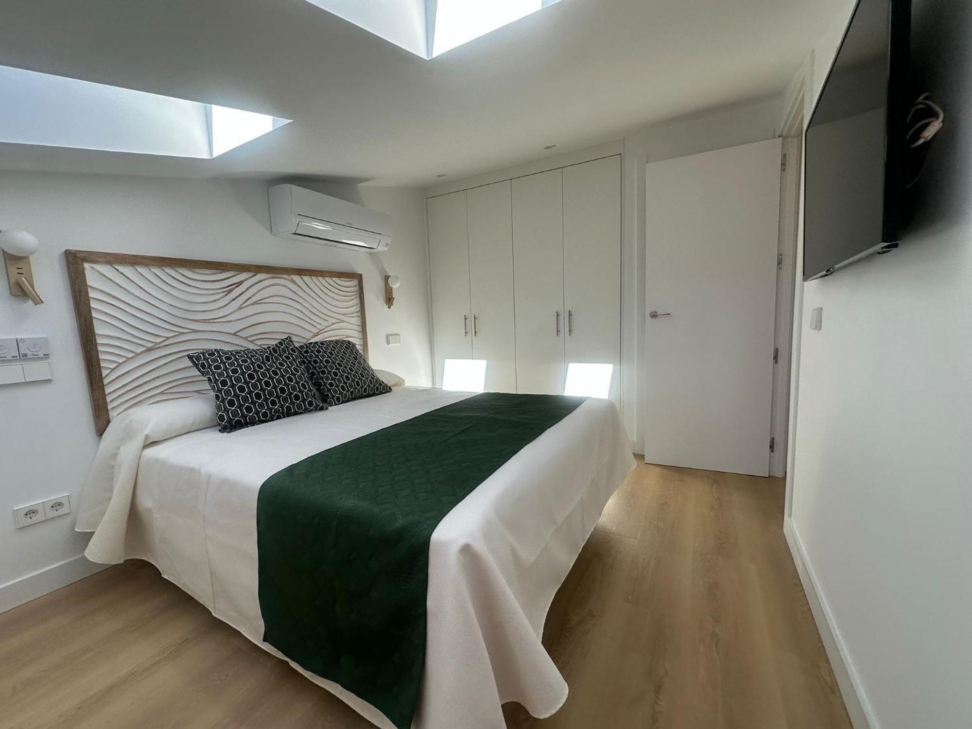 Lofts Puerta Del Sol Appartement Madrid Buitenkant foto