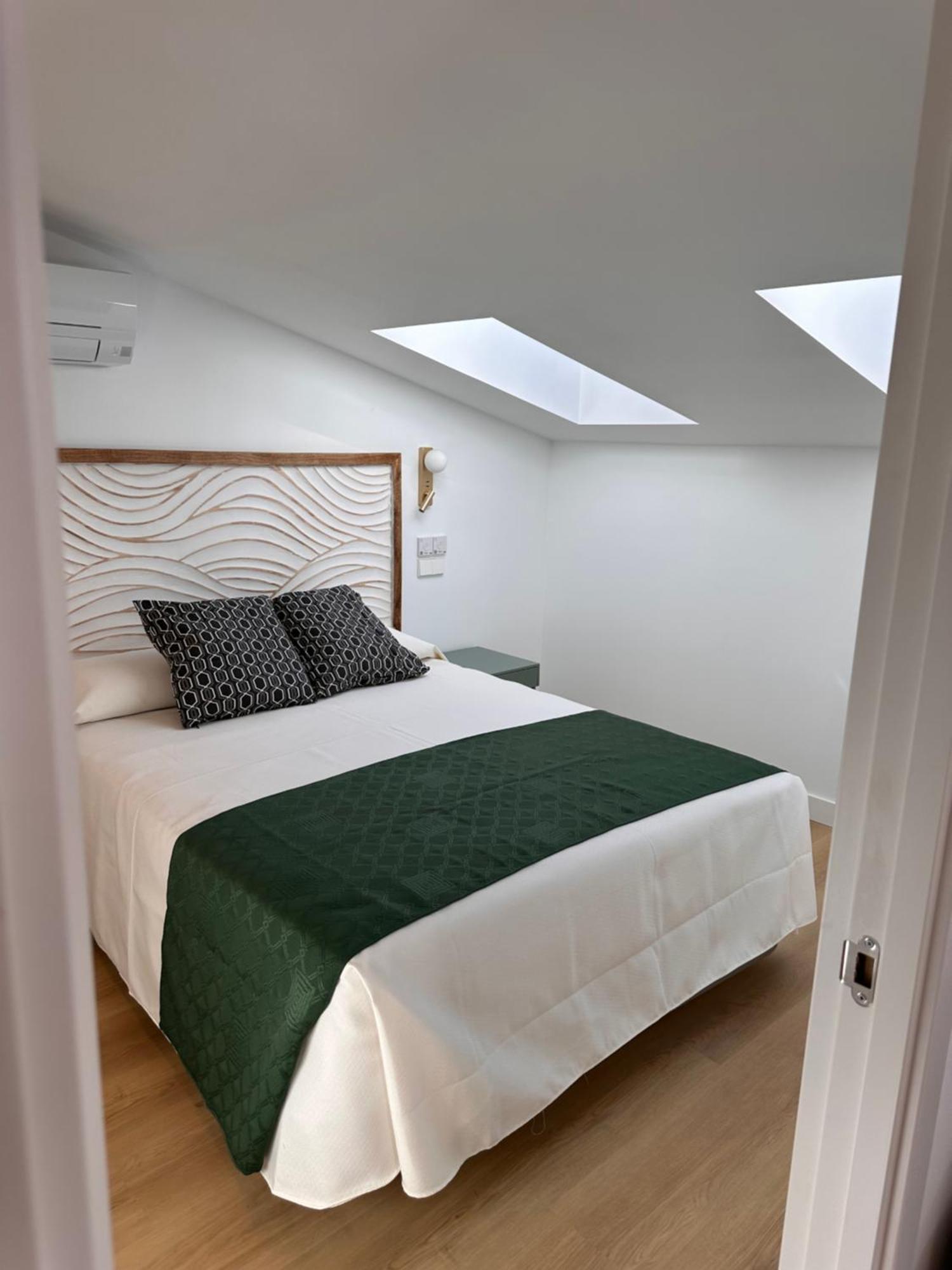 Lofts Puerta Del Sol Appartement Madrid Buitenkant foto