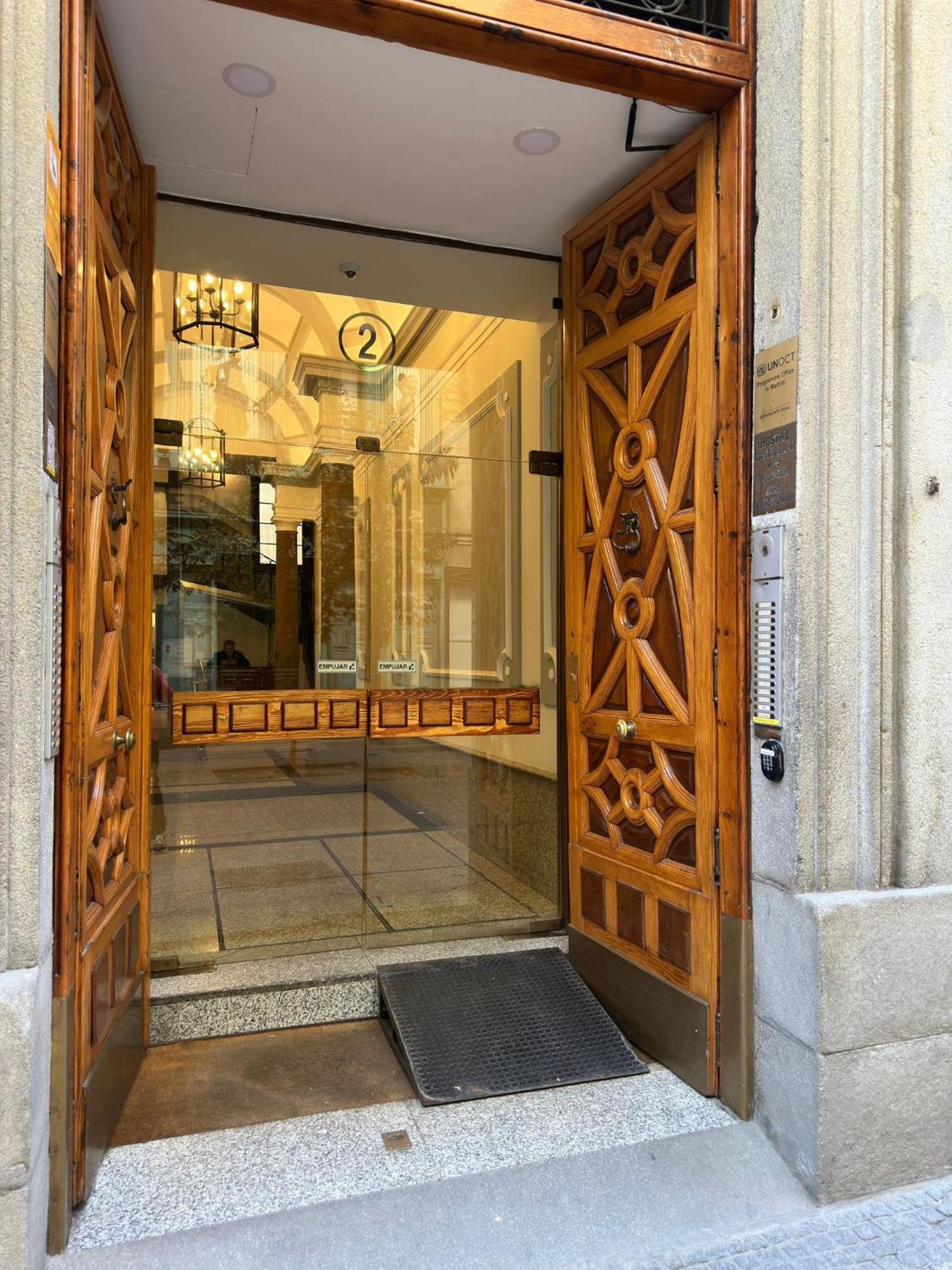 Lofts Puerta Del Sol Appartement Madrid Buitenkant foto